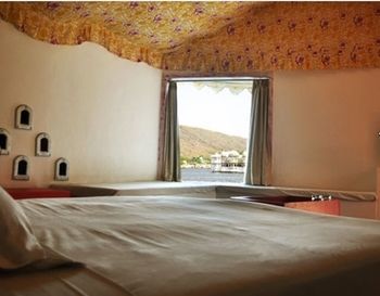 ホテル Raasleela Luxury Camp ウダイプル エクステリア 写真